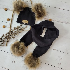 3 czapka zimowa z pomponami + SZALIK Z pomponami.jpg