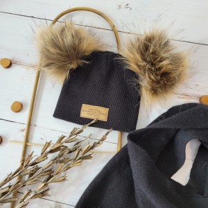 4 czapka zimowa z pomponami + SZALIK Z pomponami.jpg