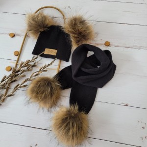 5 czapka zimowa z pomponami + SZALIK Z pomponami.jpg