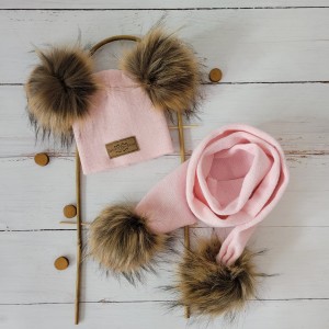 22 czapka zimowa z pomponami + SZALIK Z pomponami.jpg