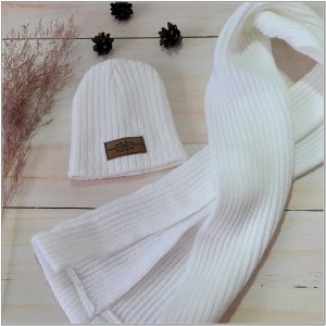 16 czapka szalik włóczkowe.jpg