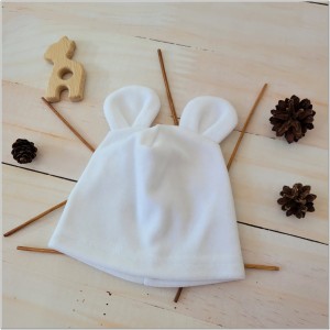 17 czapka niemowlęca welurowa z uszkami.jpg