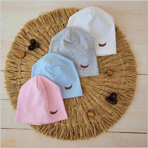 1 cienka czapka dla noworodka niemowlaka.jpg