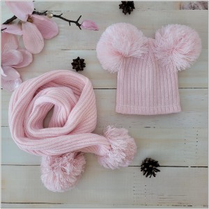 4 czapka zimowa włóczkowa z pomponami + szalik .jpg