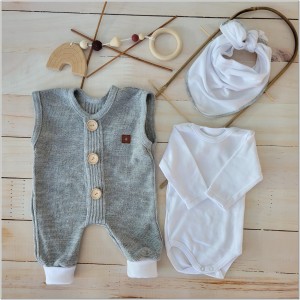 1 komplet włóczkowy niemowlęcy wyprawka.JPG