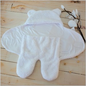 4 Śpiworek, otulacz dla niemowlaka misiowy.JPG