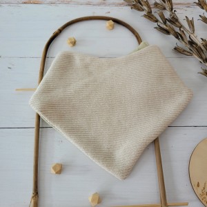 10 apaszka włóczkowa niemowlęca podwójna.JPG