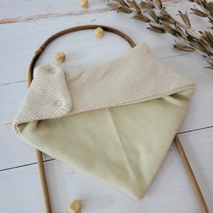 12 apaszka włóczkowa niemowlęca podwójna.JPG