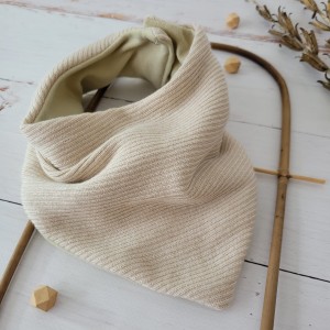 13 apaszka włóczkowa niemowlęca podwójna.JPG