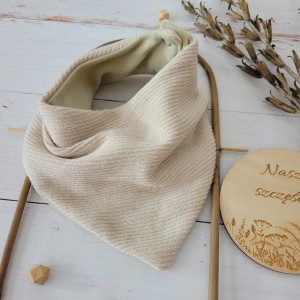 14 apaszka włóczkowa niemowlęca podwójna.JPG