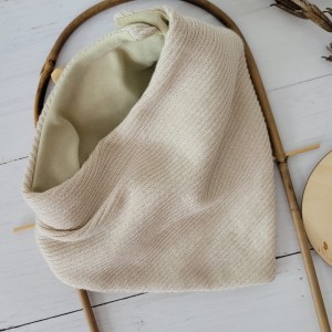 15 apaszka włóczkowa niemowlęca podwójna.JPG