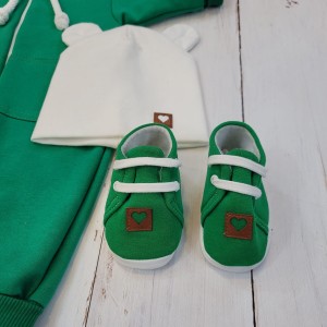 5 zestaw kombinezon z kapturem czapka buciki.jpg