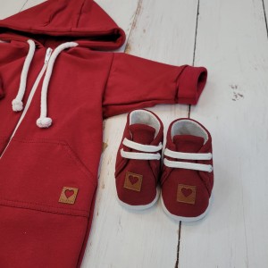 9 zestaw kombinezon z kapturem czapka buciki.jpg