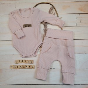 12 2 częściowy komplet prążkowany niemowlęcy rosnący wraz z dzieckiem.jpg