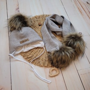 2 czapka z pomponem wiązana szalik z pomponami komplet zestaw .jpg