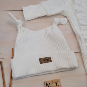 16rampers dla dziewczynki falbanka komplet 2 częściowy czapka rampers zamek do samego dołu ściągacze w.jpg