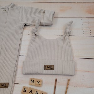 22 rampers dla chłopca  komplet 2 częściowy czapka rampers zamek do samego dołu ściągacze wiosna lato .jpg