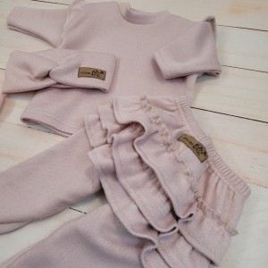 10 3 cz komplet dla dziewczynki sweter z falbanką oversize + legginsy ze spódniczką + opaska .jpg