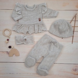 1Kazum 4 cz komplet włóczkowy dla dziewczymki tunika z falbanką opaska czapka azurkowa półśpiochy ażu.jpg