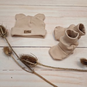 402cz komplet czapka z uszami buciki ściągacz prążek.jpg