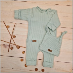 3 pajacyk romper +czapka dla noworodka pajacyk .jpg