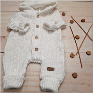 10 kombinezon włóczkowy rosnący z dzieckiem.jpg