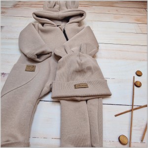 10 kombinezon niemowlęcy rosnący z dzieckiem wiosenny + czapka.jpg