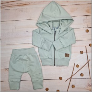 6 dres niemowlęcy z odpinanym kapturem .jpg