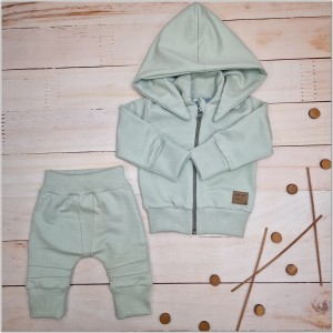 7 dres niemowlęcy z odpinanym kapturem .jpg