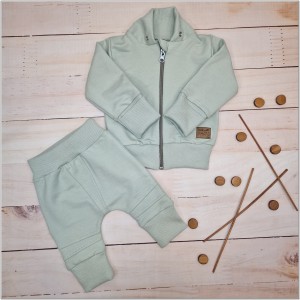 14 dres niemowlęcy z odpinanym kapturem .jpg