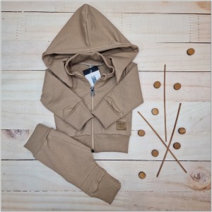 37 dres niemowlęcy z odpinanym kapturem .jpg