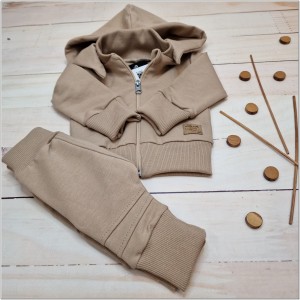 38 dres niemowlęcy z odpinanym kapturem .jpg