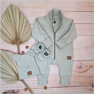 51 kombinezon niemowlęcy z odpinanym kapturem.jpg