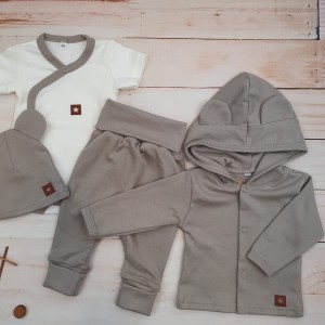 54cz wyprawka do szpitala body spodnie czapka kaftanik .jpg