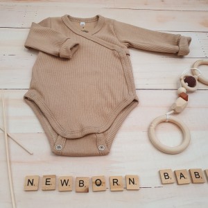 5body prążkowane z regulacją zapięcia .jpg