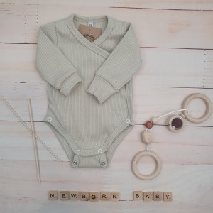 13body prążkowane z regulacją zapięcia .jpg