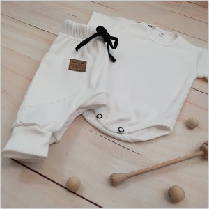 8 body krótki rękaw spodnie prążek niemowlęce.jpg