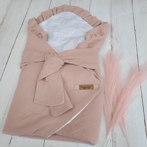 2miękki otulacz rożek śpiworek falbanka dziewczynka.jpg