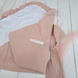 6miękki otulacz rożek śpiworek falbanka dziewczynka.jpg