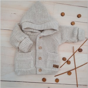 4 sweterek beżowy rozpinany niemowlęcy.jpg