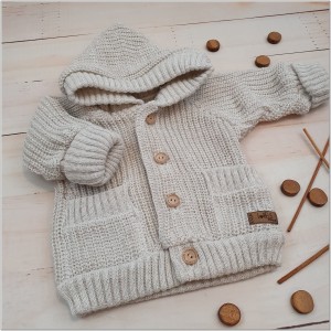 5 sweterek beżowy rozpinany niemowlęcy.jpg