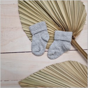 5 skarpetki bezuciskowe niemowlęce.jpg