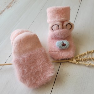 26skarpetki zimowe niemowle noworodek miś bezuciskowe ściągacz elsatyczne .JPG