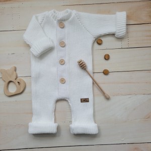 3kombinezon pajac włóczkowy guziki bez kaptura noworodek niemowlę wyprawka wiosna lato jesień zima ro.JPG