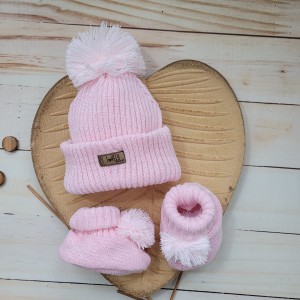18włóczkowy komplet czapka buciki pompon wiosna jesiń zima niemowlę noworodek .JPG