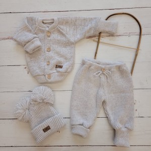3 3częsciowy komplet włóczkowy dziergany unisex niemowle noworodek czapka pompony sweterek sweter półś.JPG
