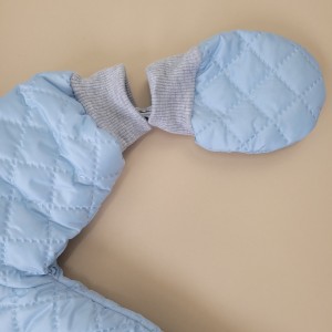 5niemowlę noworodek wyprawka dziecko szpital kombinezon futre rękawiczki wiosna jesień zima .JPG