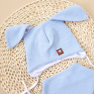 3czapka apaszka włoczkowa wiązana uszy wyprawka niemowle noworodek wyjscie ze szpitala.JPG