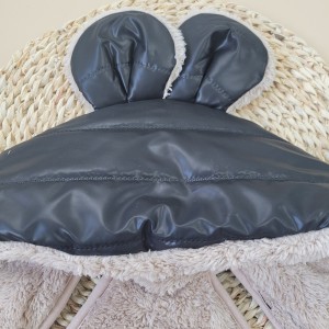 6śpiworek do fotelika do auta do samochodu wyprawka wyjście ze szpitala noworodek niemowlę wyprawka o.JPG