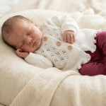 Sweterek dziergany dziewczęcy na chrzest 56-86 biały